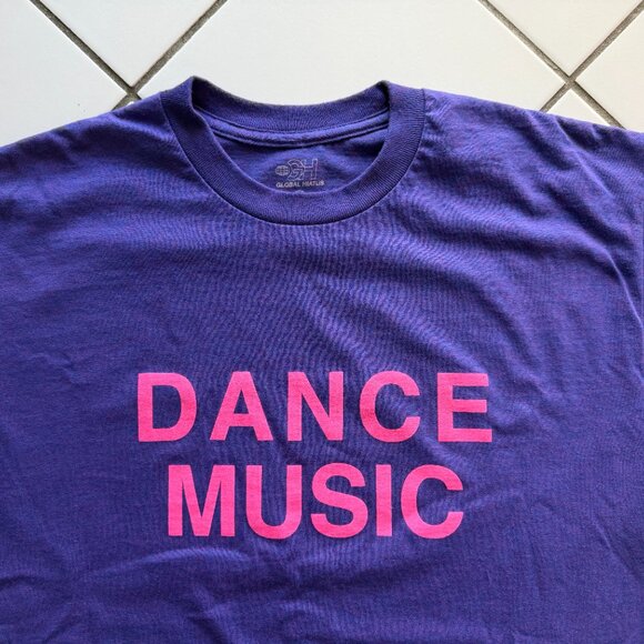 'Dance Music' Graphic T-shirt (purple/pink) - Picture 2 of 5
